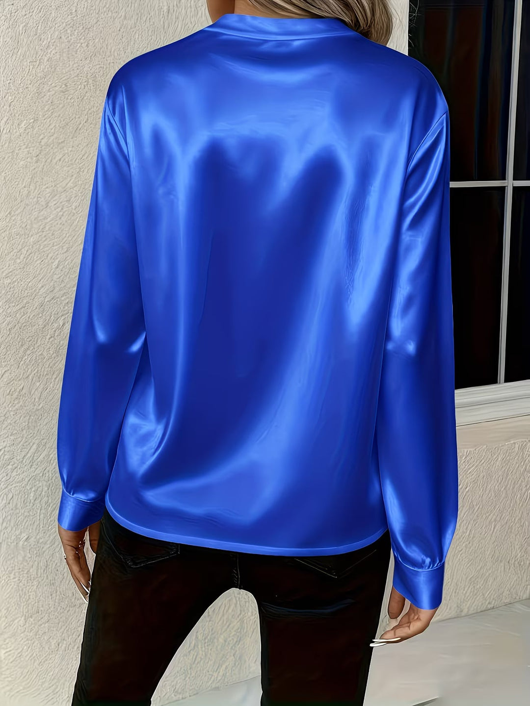 Ronika - Long Sleeve V-Neck Blouse
