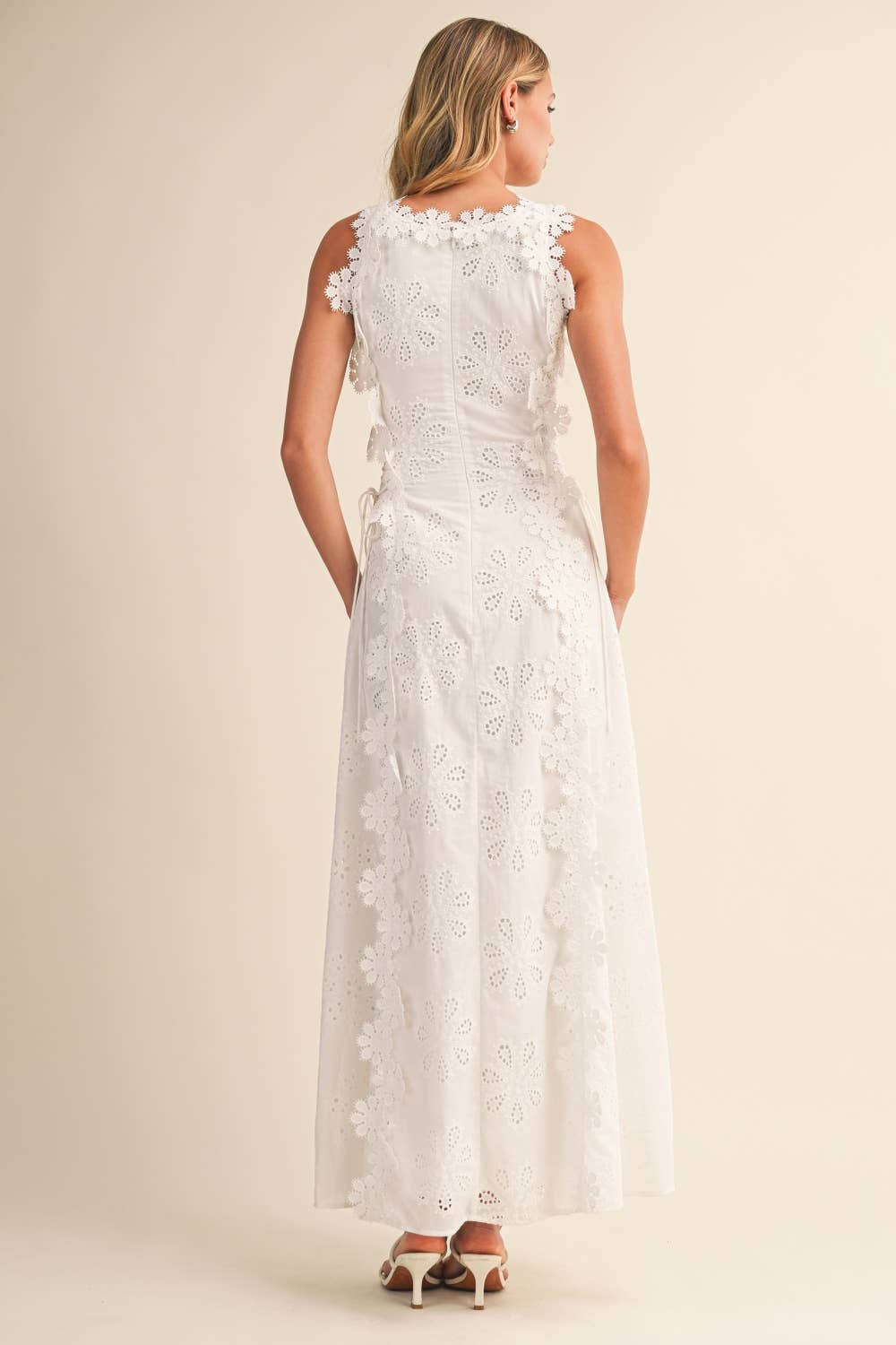 Azalia - Sleeveless Embroidered Floral Maxi Dress