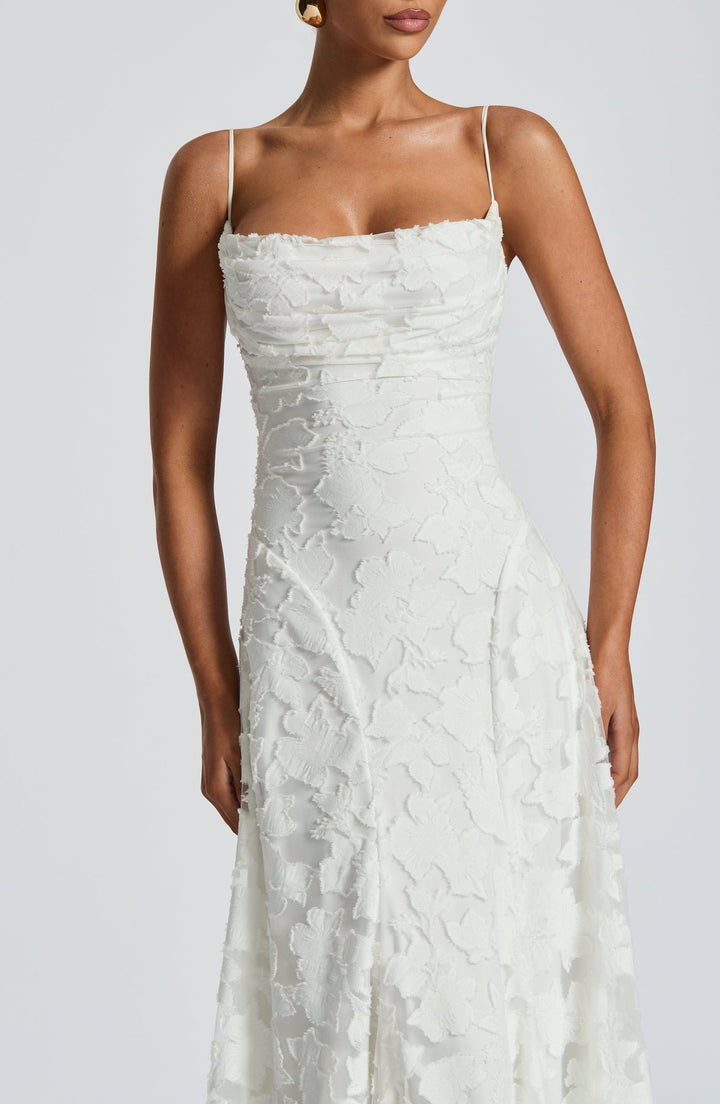 Alonah - Elegance Flowing Maxi Dress