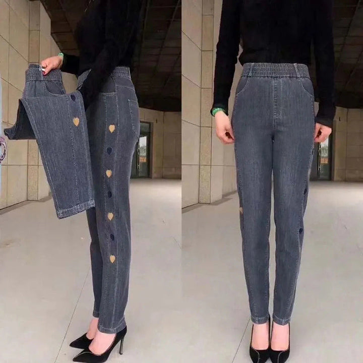 Norberta - Highly Elastic Jeans With Heart Pattern